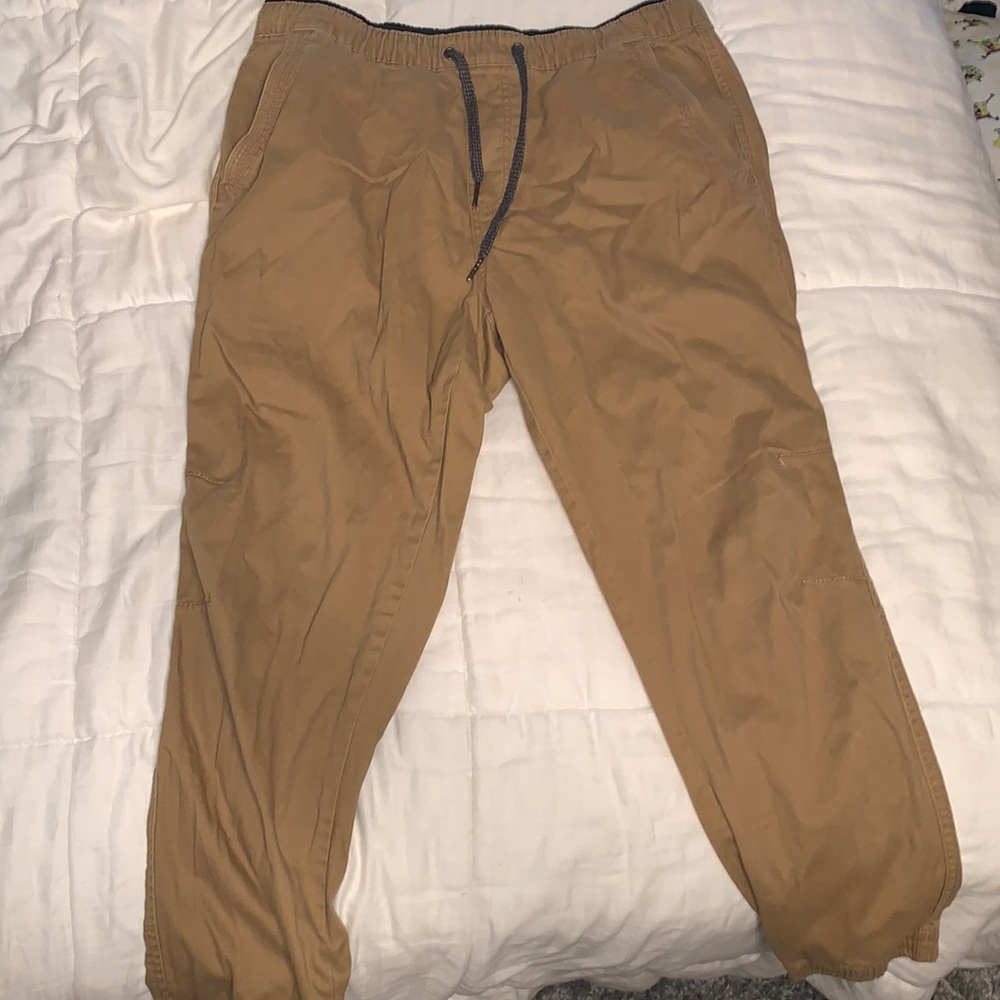 Men’s Khaki Jogger Pants